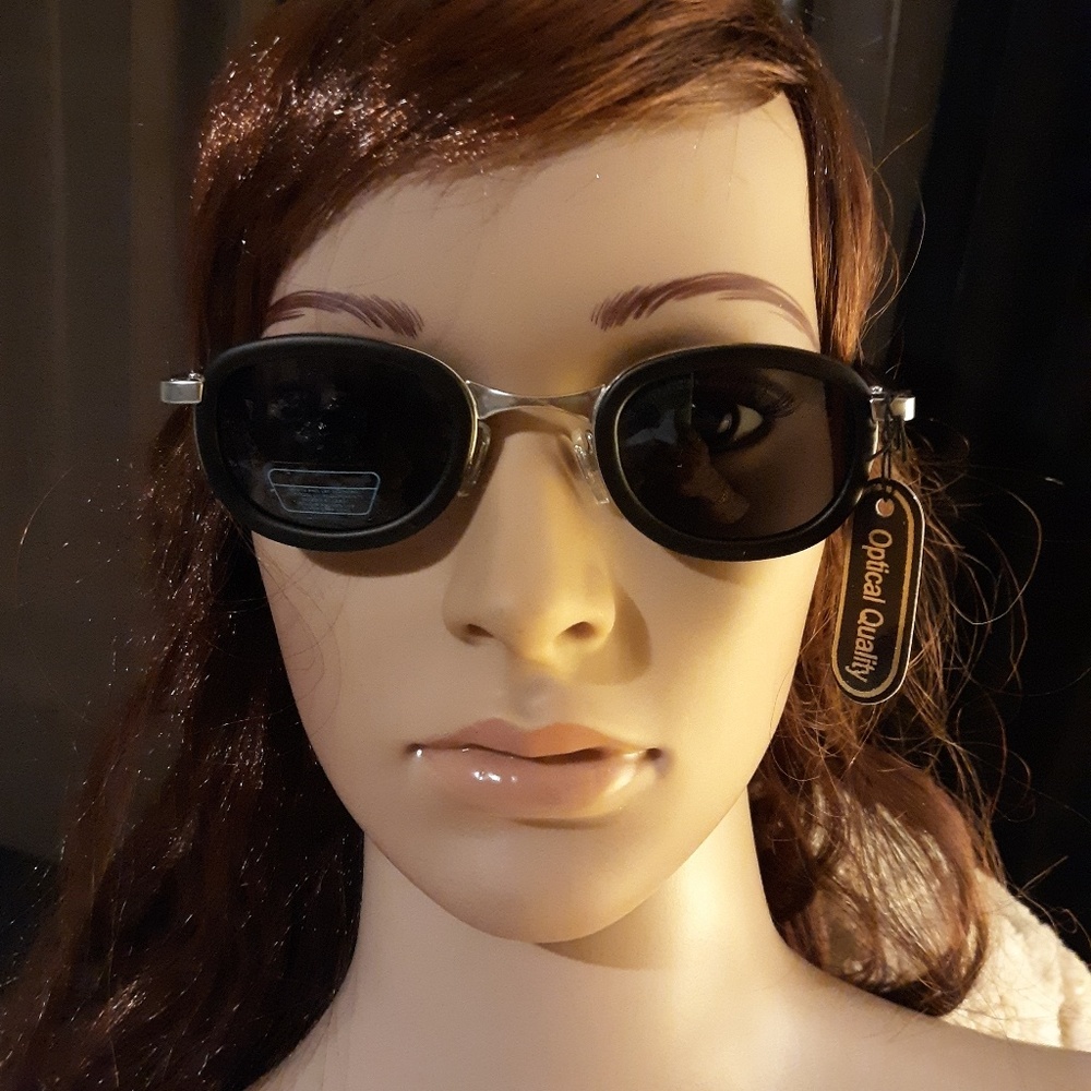 Silver Framed Metal Sunglasses w/ Black Brims
